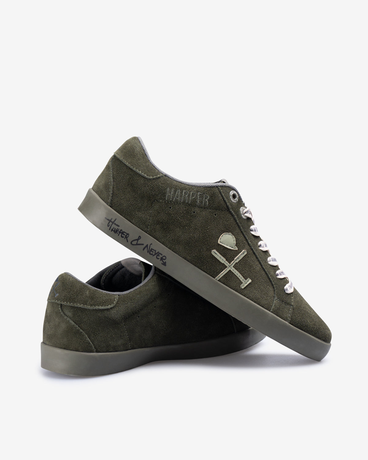 SNEAKER SUPERBOWL COLORS