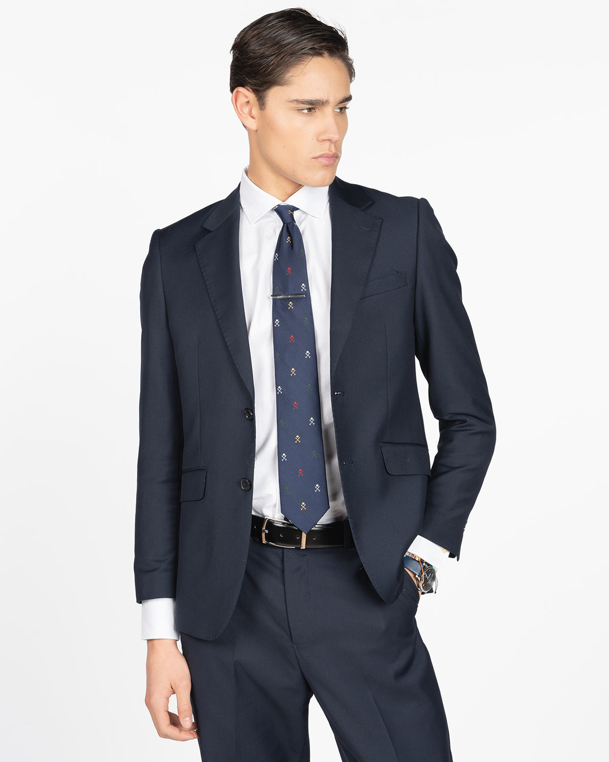 TRAJE ICON-Harper and Neyer