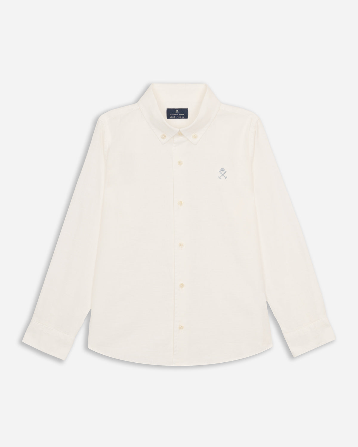 Camisa Royal Academy Kids de Harper & Neyer en lino y algodón blanco roto, plano frontal con botones crema y bordado logo de la marca