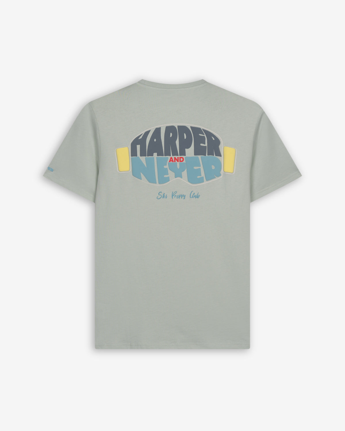 Camiseta EVERGREEN de Harper & Neyer en gris perla, vista trasera con print de máscara de esquí Après-ski