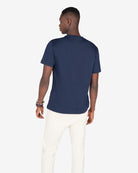 Camiseta Rugby de Harper & Neyer en azul marino, look preppy vista trasera