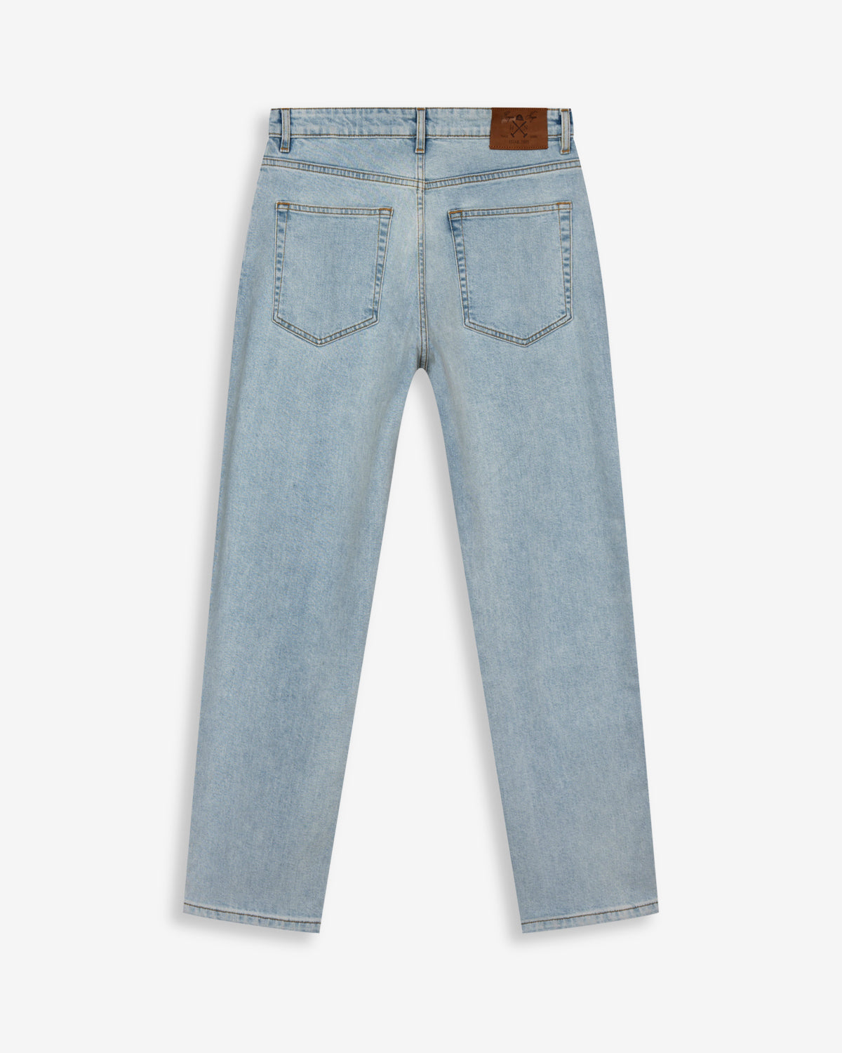 Pantalón DENIM en denim claro de Harper & Neyer, bodegón trasero de las perneras