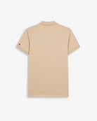 Polo ICON COLORS en piqué beige tostado de Harper & Neyer, bodegón trasero con firma en la manga izquierda