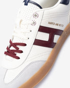 Par de sneakers HAMPTONS CLUB de Harper & Neyer en serraje crudo con suela caramelo