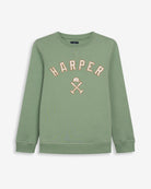 Sudadera NEW ENGLAND KIDS verde salvia de Harper & Neyer, vista frontal con appliqué HARPER y logo en el pecho