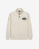 Sudadera RAVENS de Harper & Neyer en crudo, vista frontal con cuello alto abotonado y bordado varsity 1985 Harper Neyer